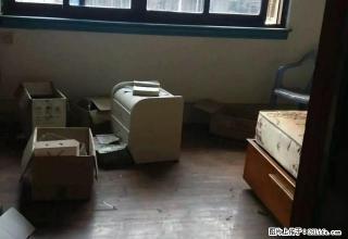 实验小学附近小区四楼简装出租 - 雅安28生活网 ya.28life.net
